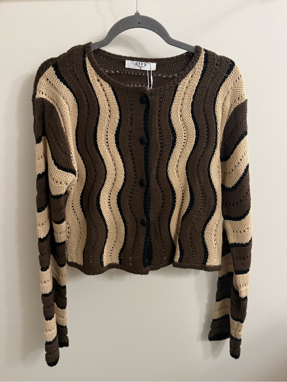 Grey Bandit Wave-Stripe Cropped Knit Cardigan in Brown & Cream